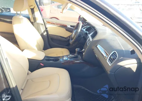 2016 Audi A4 2.0T Premium z USA, uszkodzony, nr VIN WAUFFAFL7GN009403